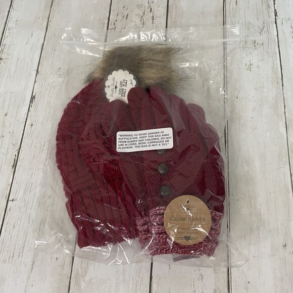 Britt’s Knits Plush Lined Knit Hat W/Faux Fur Pom & Matching Glove Set R… - Picture 9 of 9